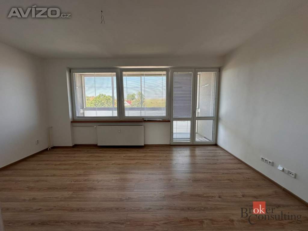 Foto inzerátu Pronájem bytu 3+1 72 m², Razová