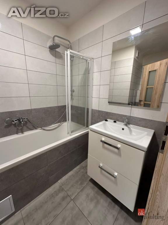 Foto inzerátu Pronájem bytu 3+1 72 m², Razová