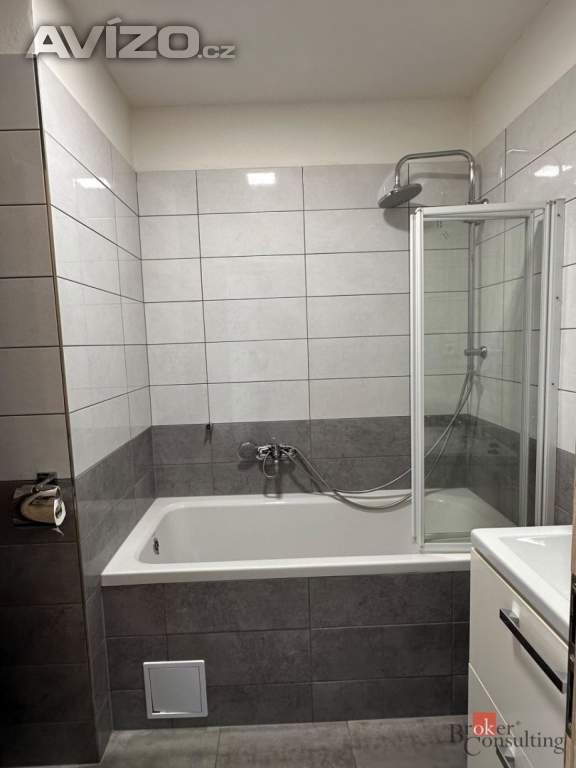 Foto inzerátu Pronájem bytu 3+1 72 m², Razová
