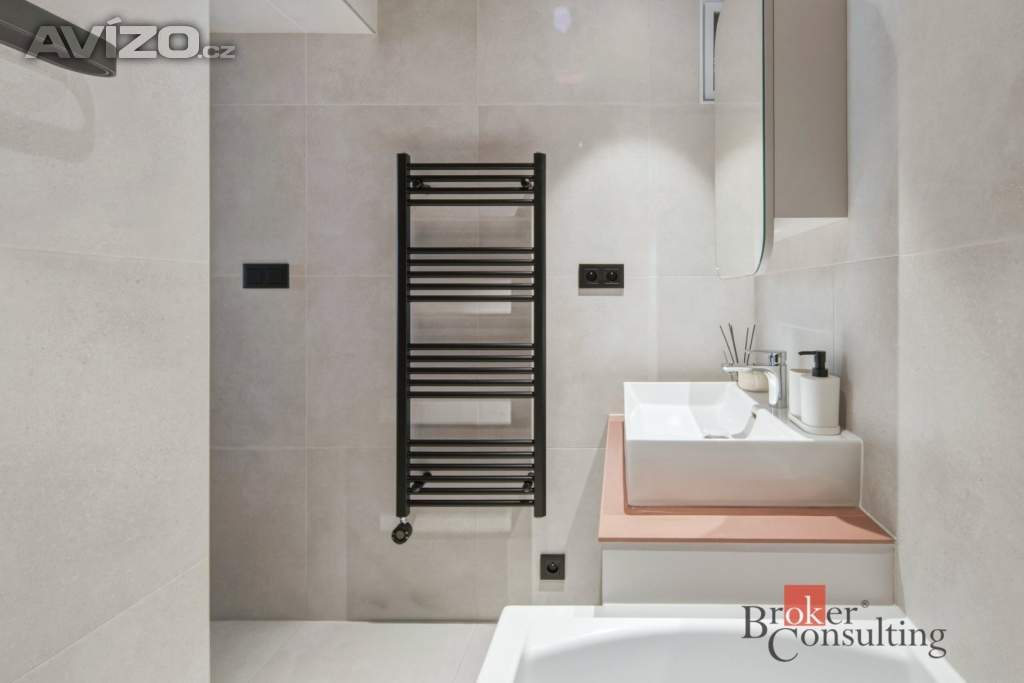 Foto inzerátu Prodej bytu 1+1 44 m², Praha