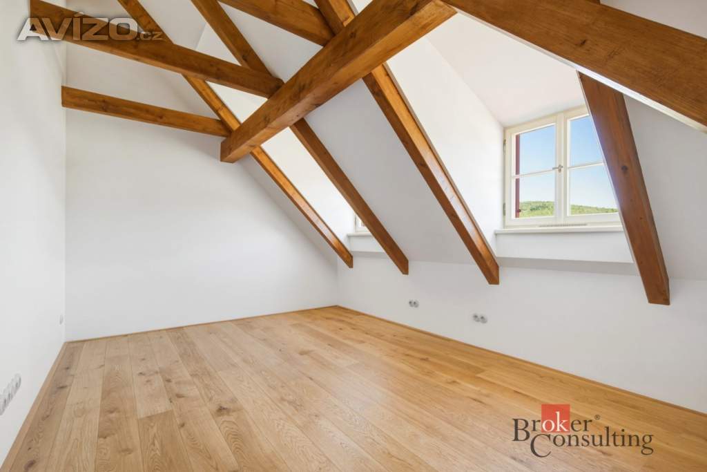 Foto inzerátu Prodej bytu 2+kk 112 m², Jince