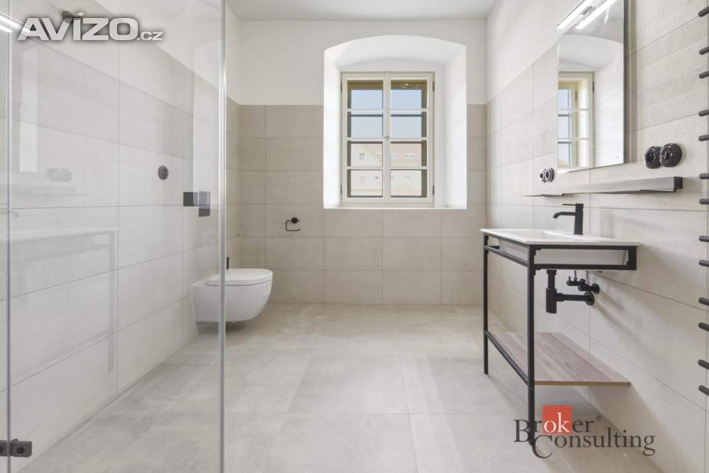 Prodej bytu 1+kk 62 m², Jince