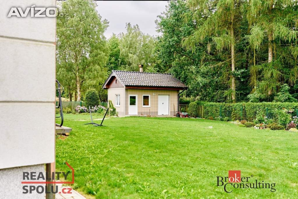Foto inzerátu Prodej rodinné domy, 550 m² - Nová Role - Mezirolí