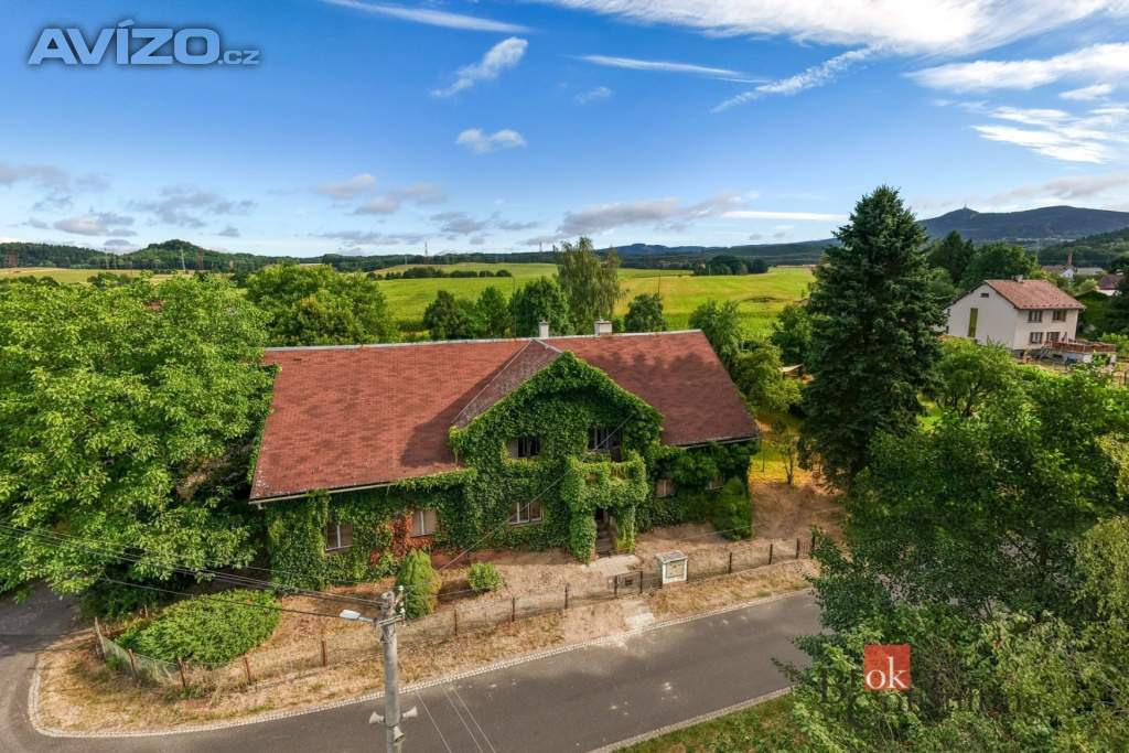 Prodej rodinného domu 302 m², Osečná
