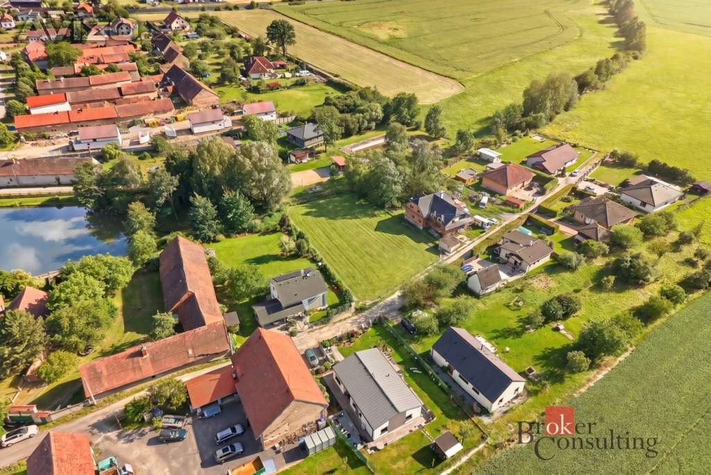 Foto inzerátu Prodej stavebního pozemku 1 358 m², Útušice