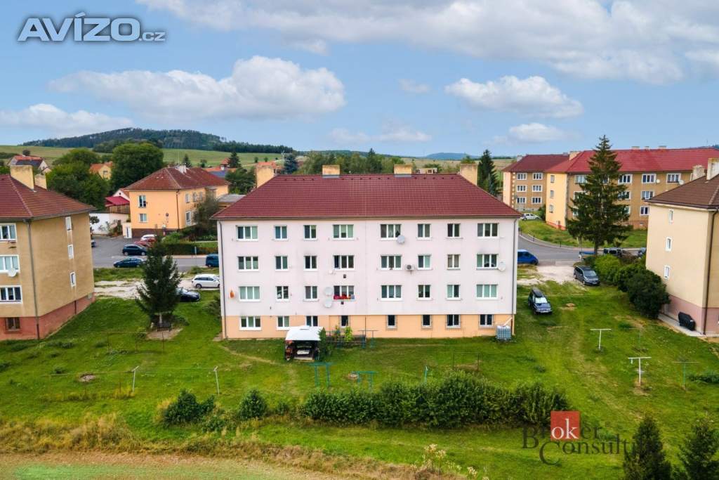 Foto inzerátu Prodej bytu 2+1 49 m², Tmaň