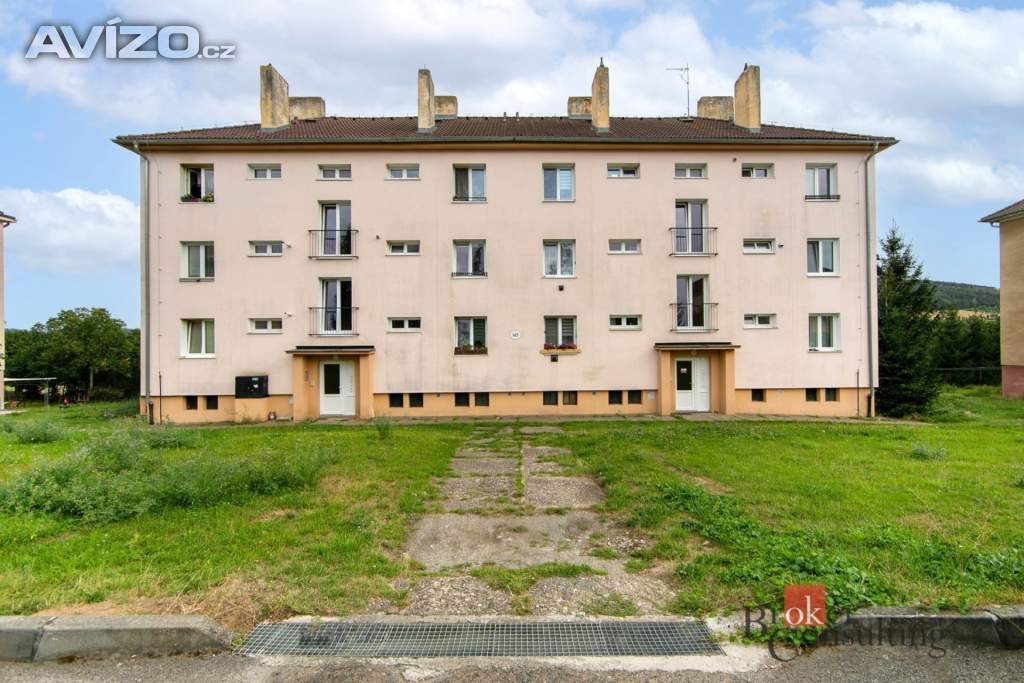 Foto inzerátu Prodej bytu 2+1 49 m², Tmaň