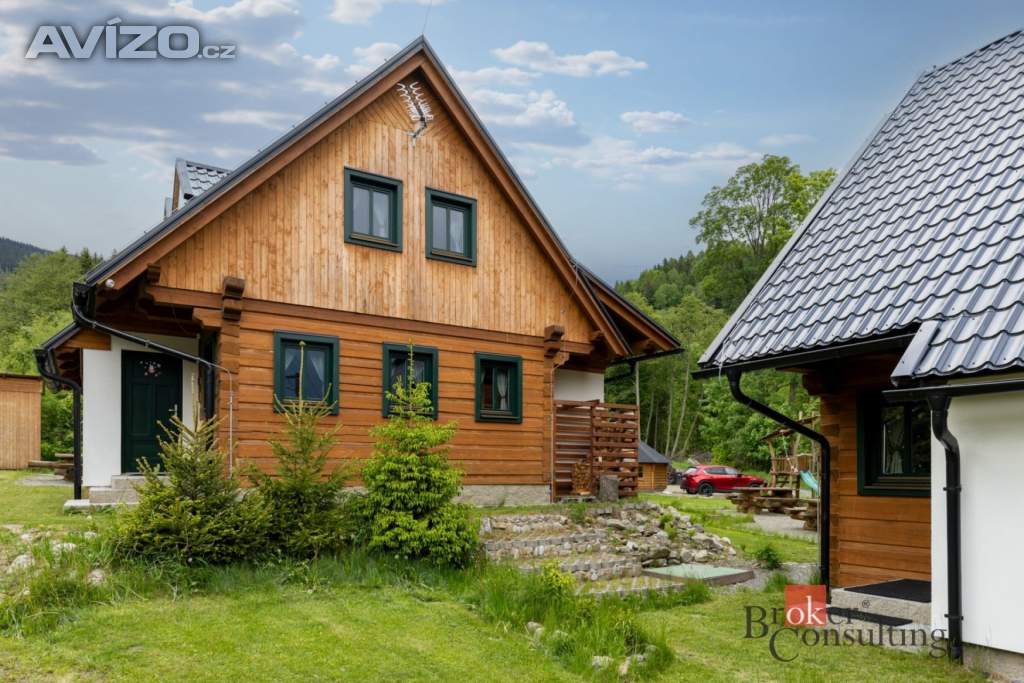 Foto inzerátu Prodej rodinného domu 100 m², Staré Město