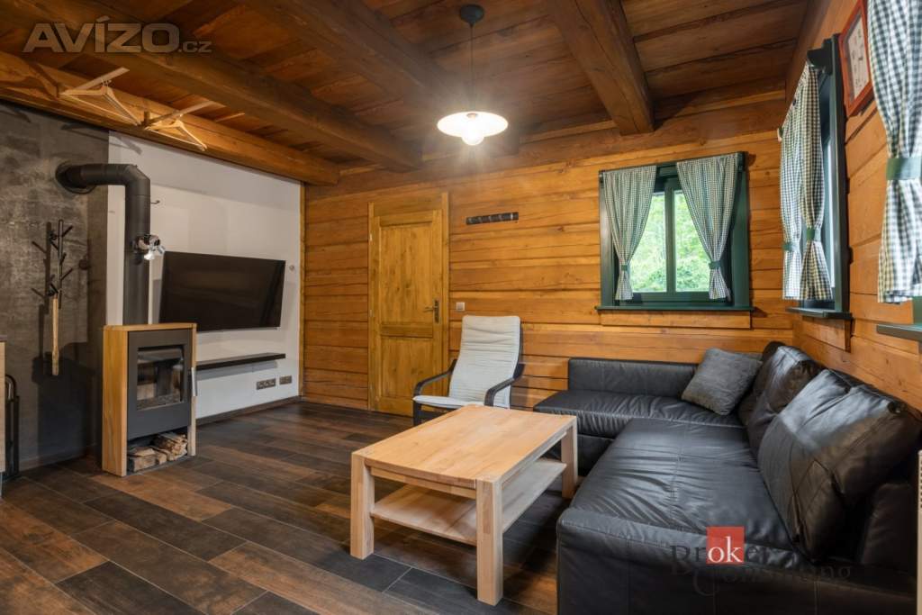 Foto inzerátu Prodej rodinného domu 100 m², Staré Město