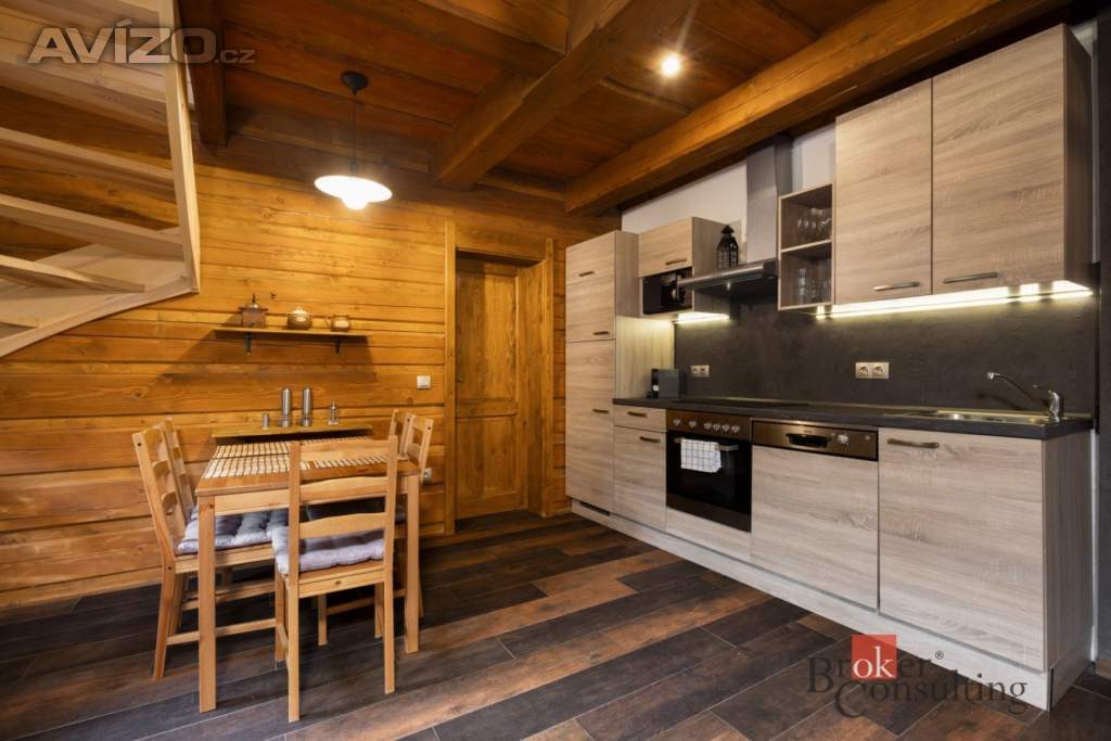 Foto inzerátu Prodej rodinného domu 100 m², Staré Město