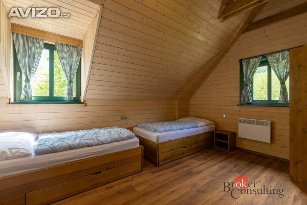 Foto inzerátu Prodej rodinného domu 100 m², Staré Město