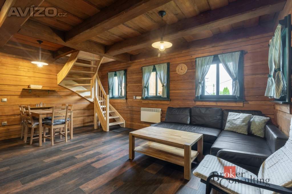 Foto inzerátu Prodej rodinného domu 100 m², Staré Město