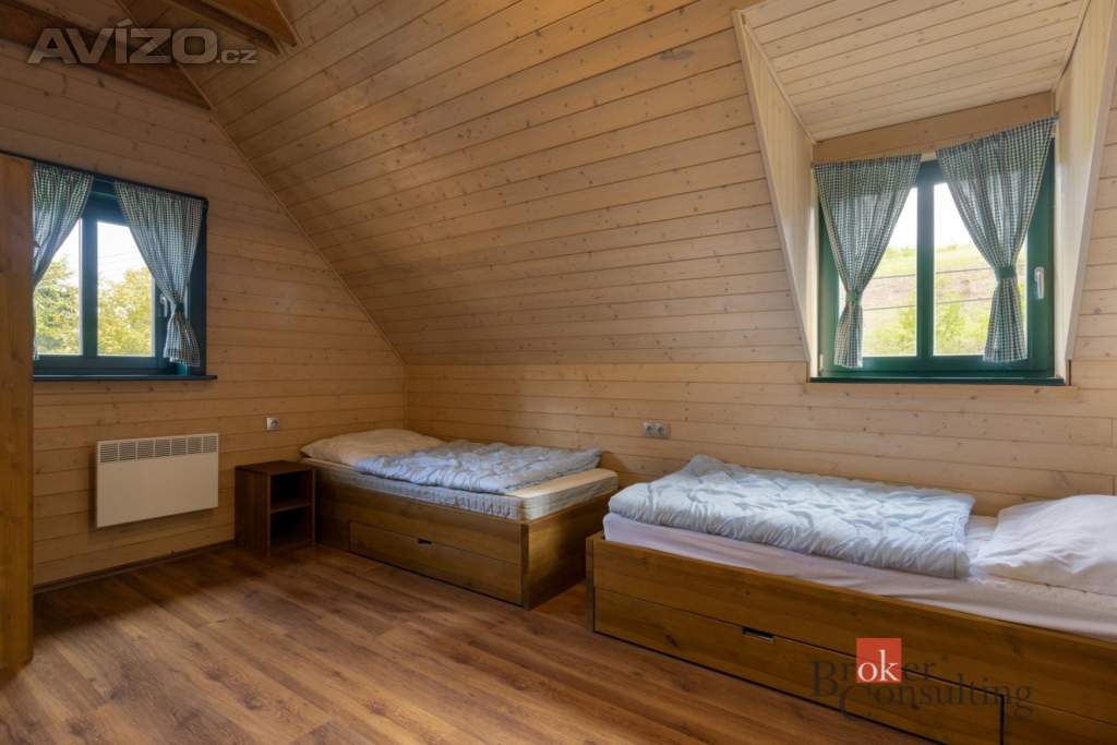 Foto inzerátu Prodej rodinného domu 100 m², Staré Město