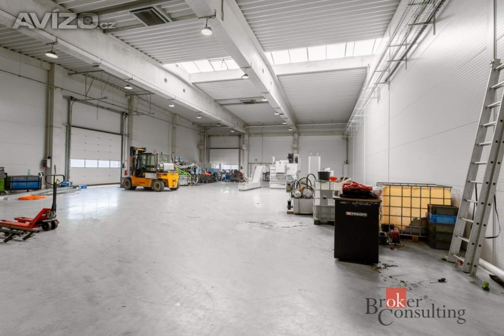 Foto inzerátu Pronájem výrobního prostoru 2 850 m², Uherský Brod