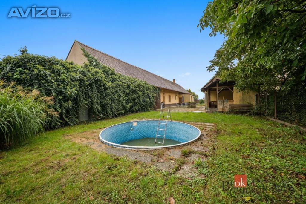 Foto inzerátu Prodej rodinného domu 189 m², Běrunice