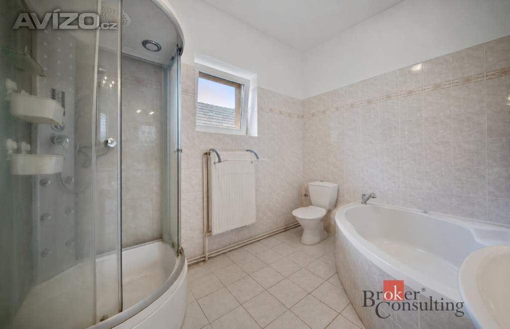 Foto inzerátu Prodej rodinného domu 189 m², Běrunice