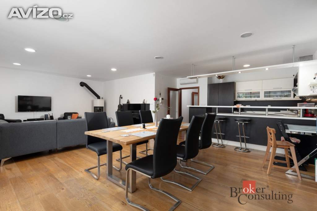 Foto inzerátu Prodej rodinného domu 176 m², Opava