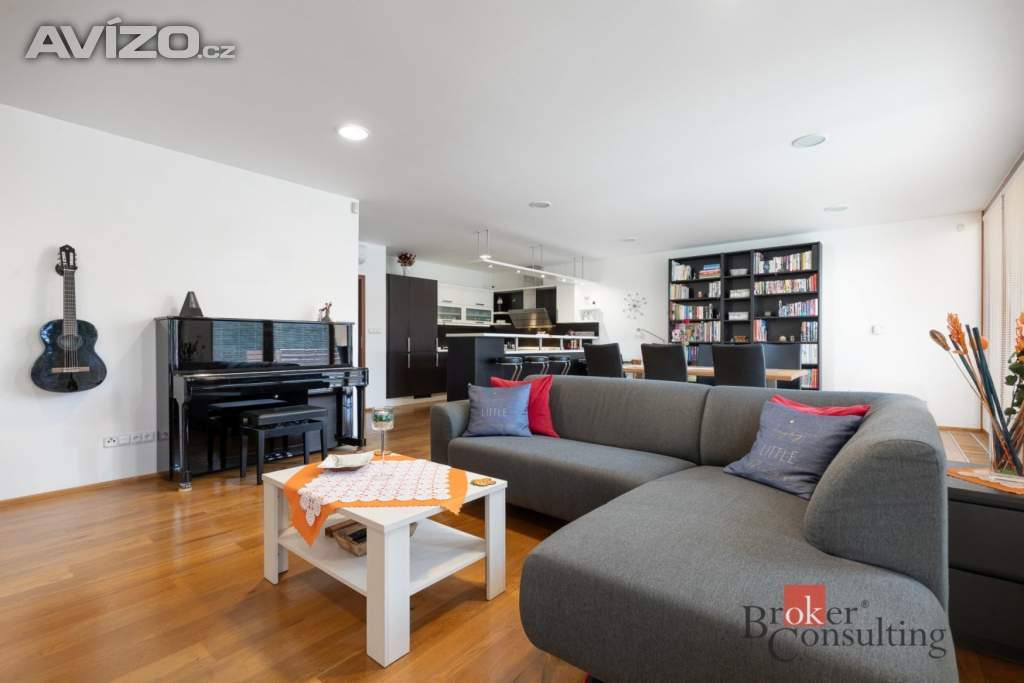 Foto inzerátu Prodej rodinného domu 176 m², Opava