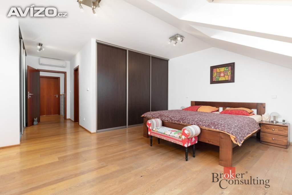 Foto inzerátu Prodej rodinného domu 176 m², Opava