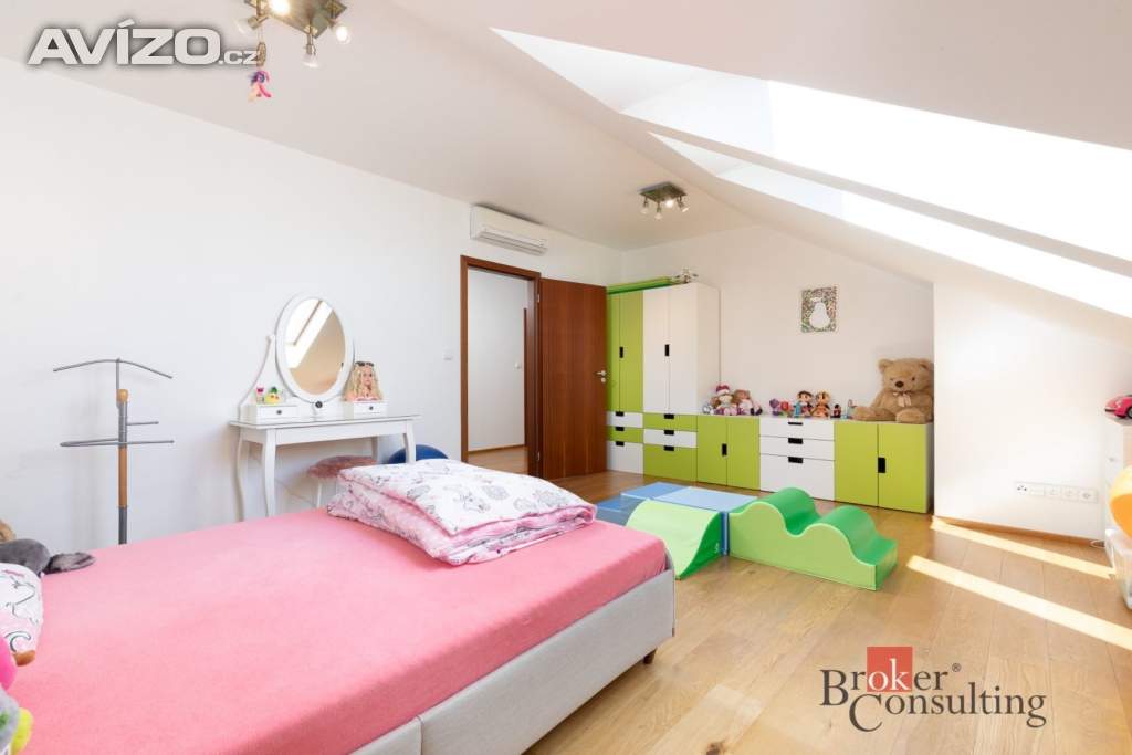 Foto inzerátu Prodej rodinného domu 176 m², Opava