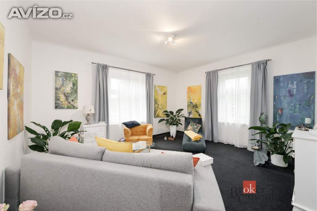 Foto inzerátu Prodej obchodního prostoru 1 000 m², Hostivice
