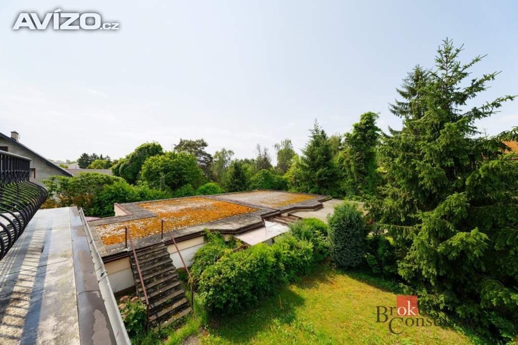 Foto inzerátu Prodej obchodního prostoru 1 000 m², Hostivice