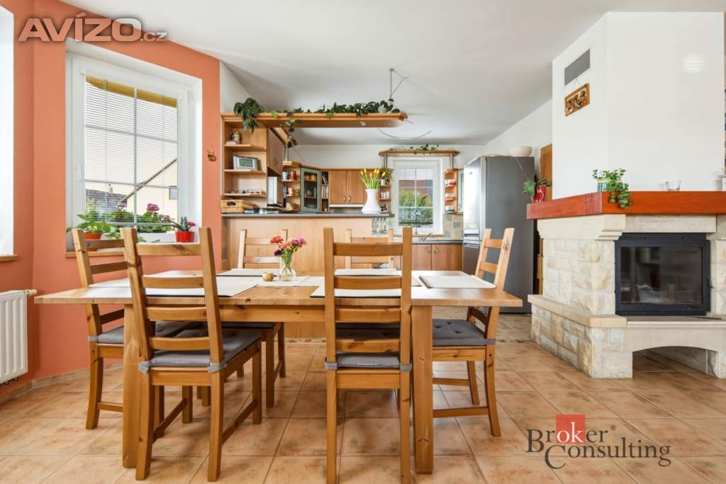 Foto inzerátu Prodej rodinného domu 198 m², Butoves