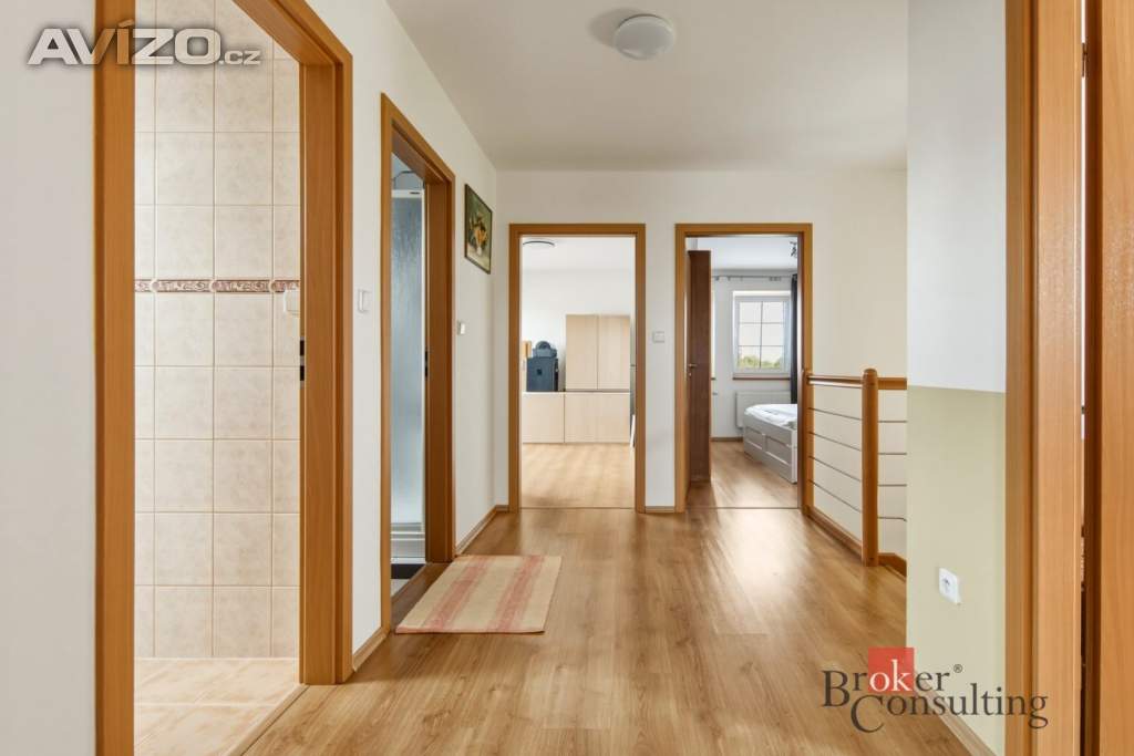Foto inzerátu Prodej rodinného domu 198 m², Butoves