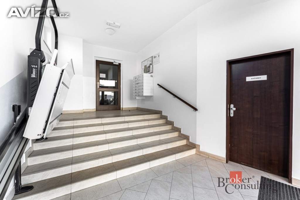 Foto inzerátu Prodej bytu 1+kk 35 m², Praha