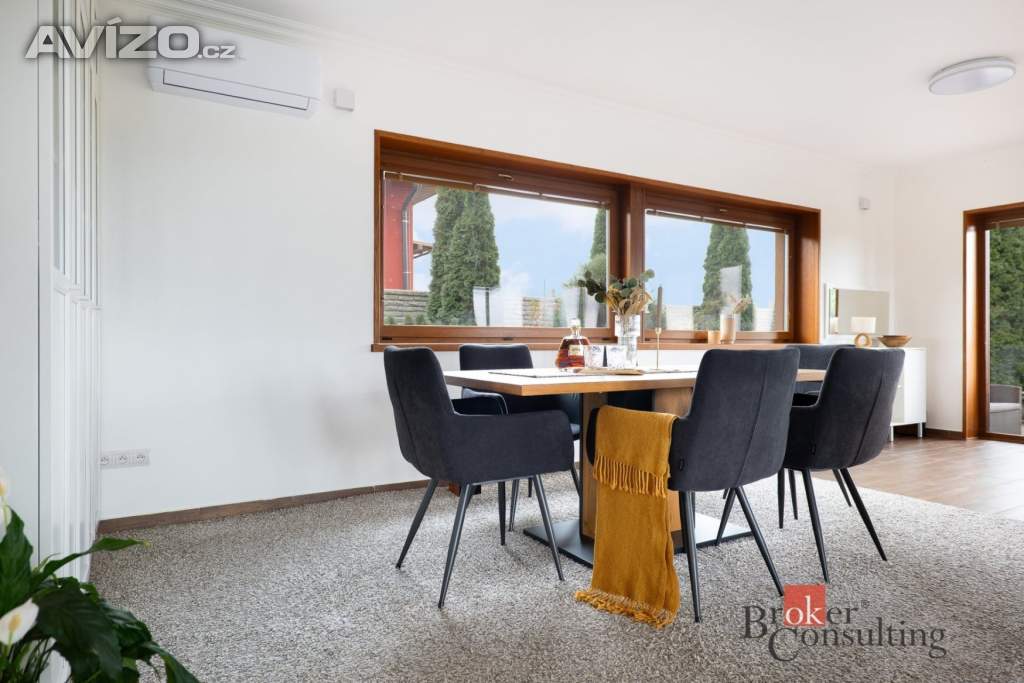 Foto inzerátu Prodej rodinného domu 288 m², Kly