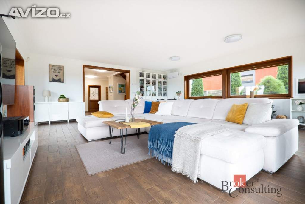 Foto inzerátu Prodej rodinného domu 288 m², Kly