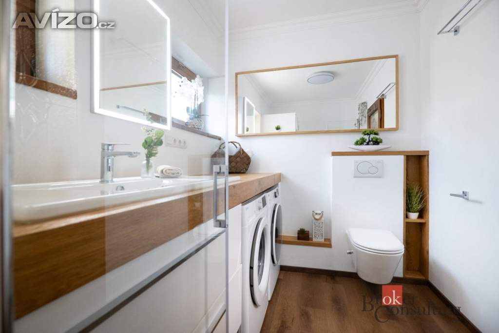 Foto inzerátu Prodej rodinného domu 288 m², Kly