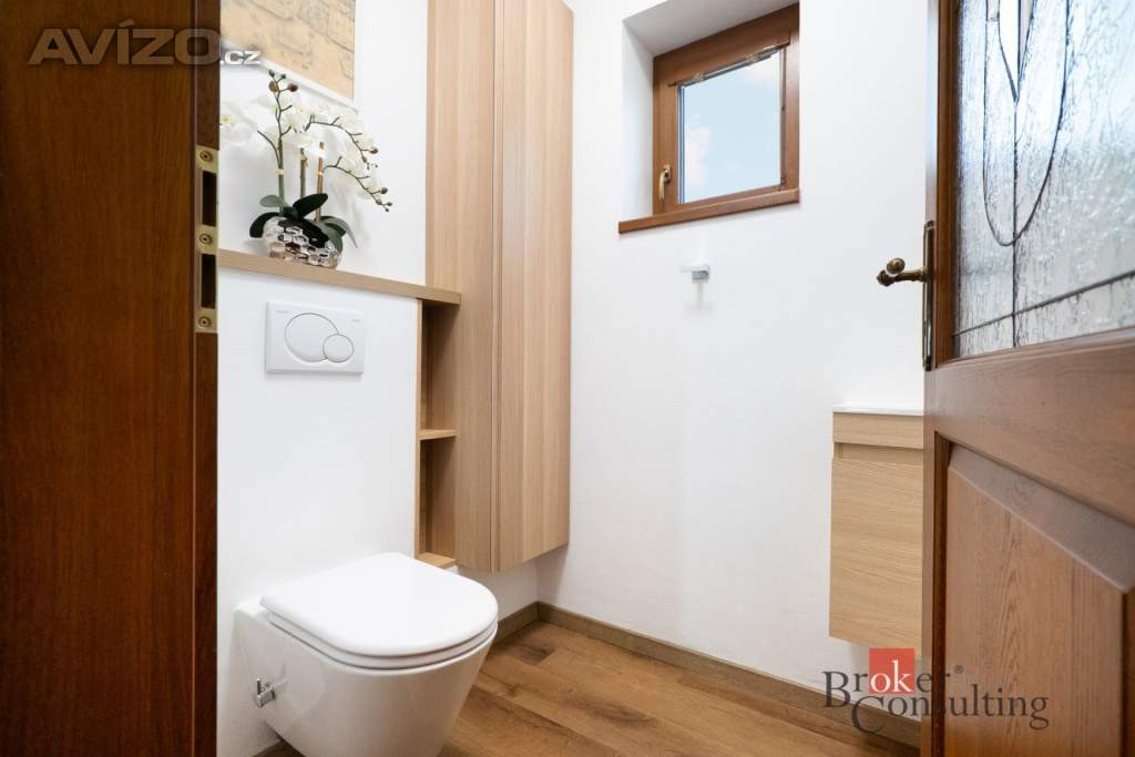 Foto inzerátu Prodej rodinného domu 288 m², Kly