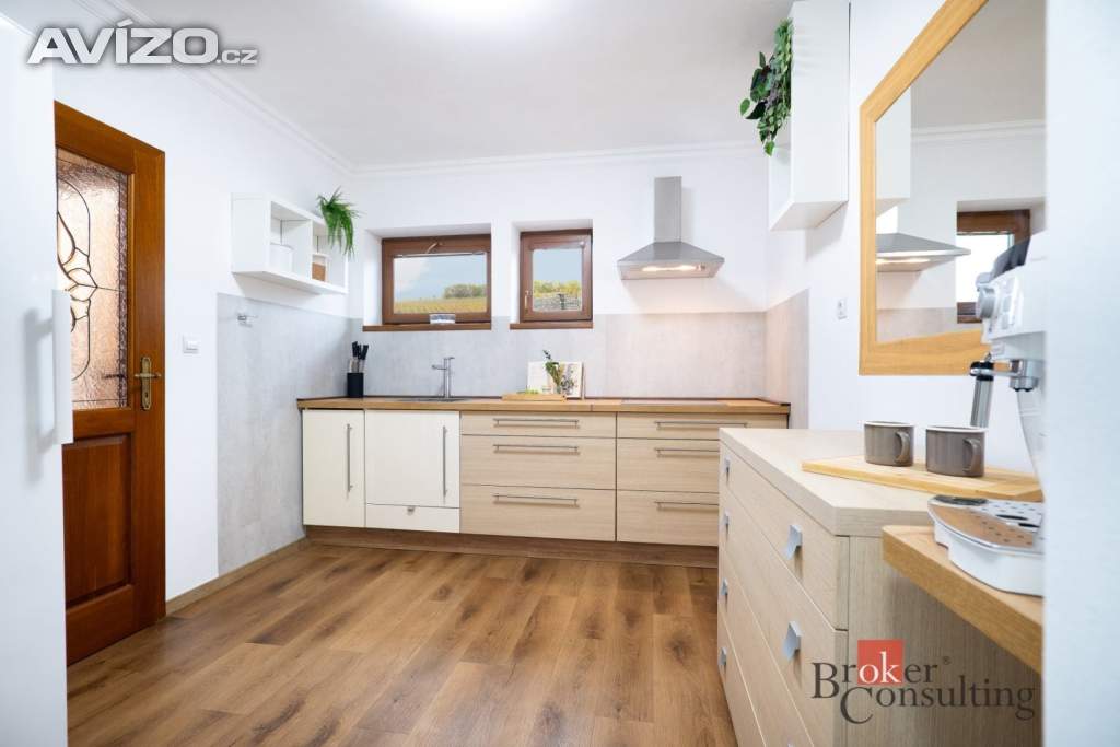 Foto inzerátu Prodej rodinného domu 288 m², Kly