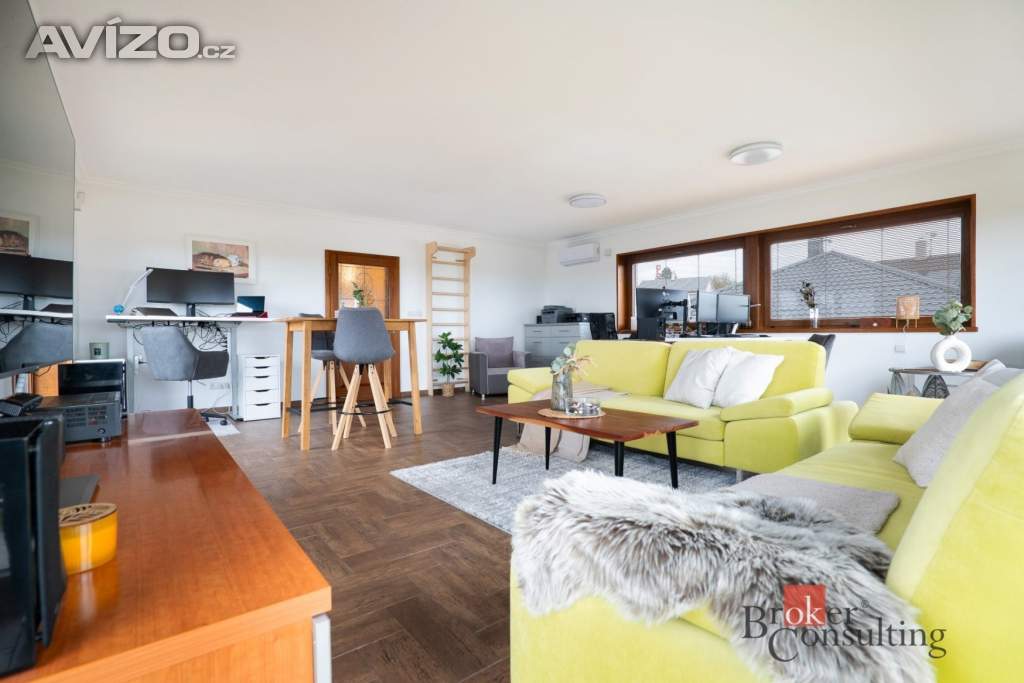 Foto inzerátu Prodej rodinného domu 288 m², Kly