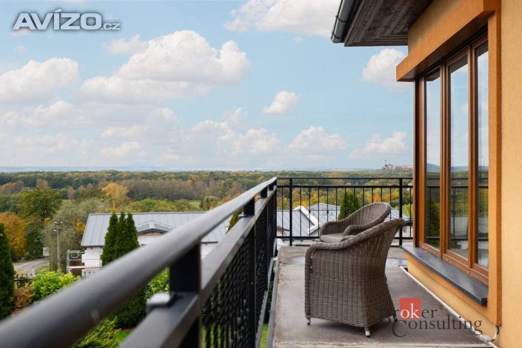 Foto inzerátu Prodej rodinného domu 288 m², Kly