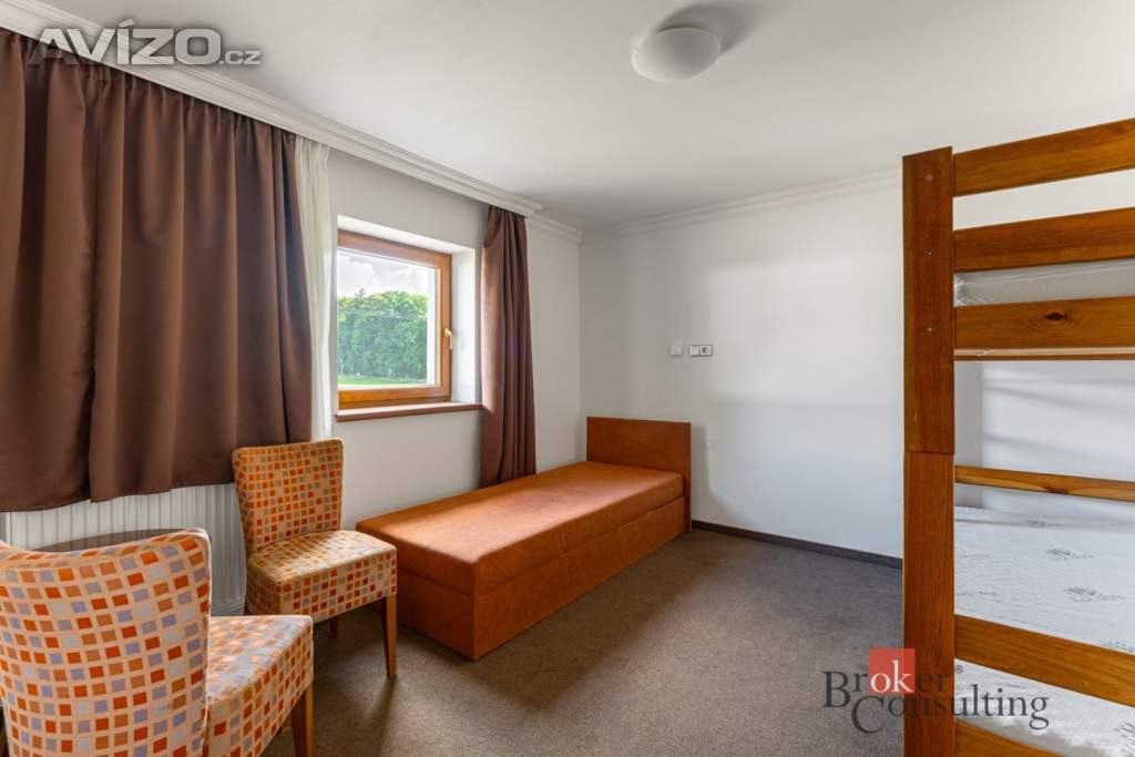 Foto inzerátu Prodej rodinného domu 298 m², Kamenice