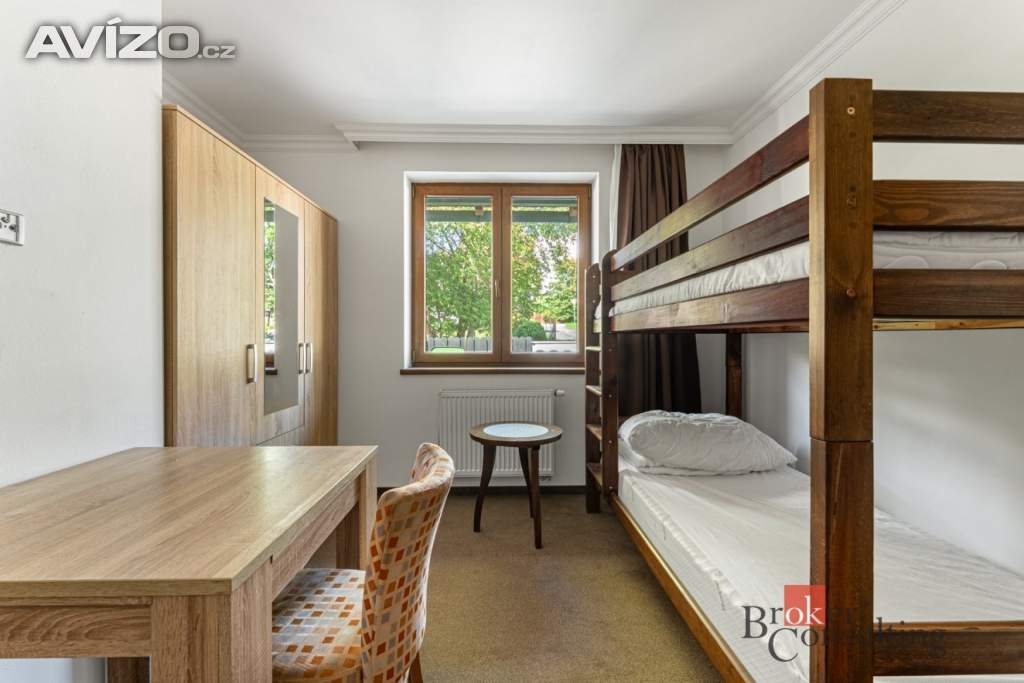 Foto inzerátu Prodej rodinného domu 298 m², Kamenice