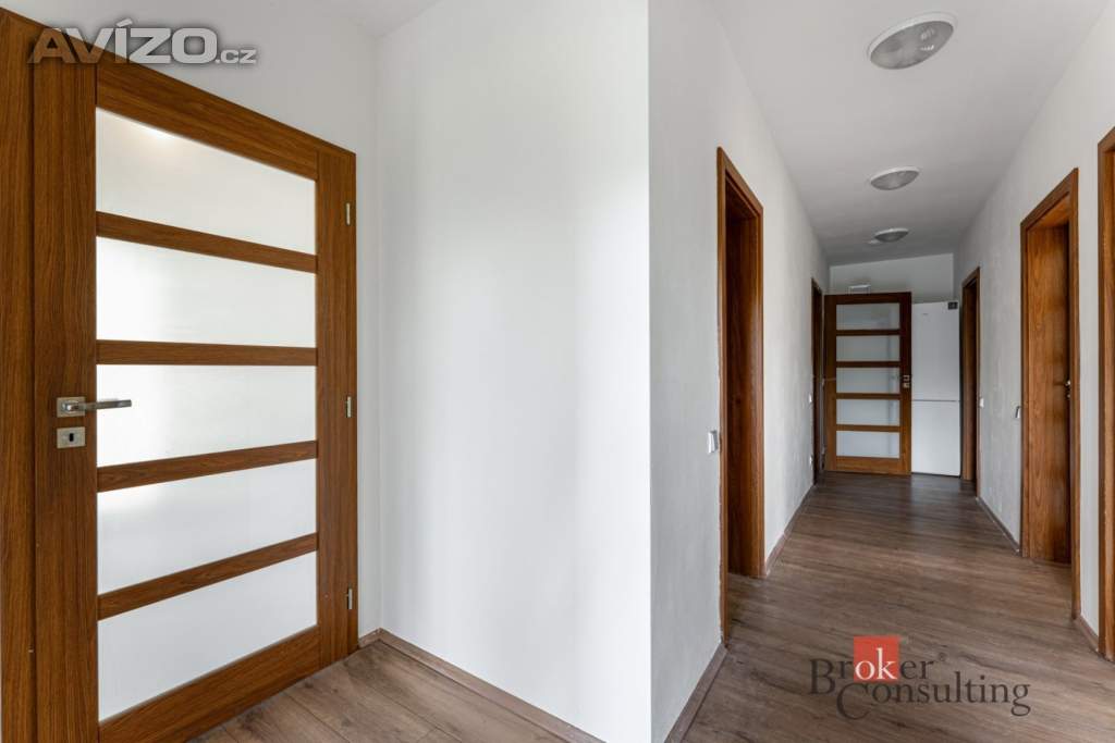 Foto inzerátu Prodej rodinného domu 298 m², Kamenice