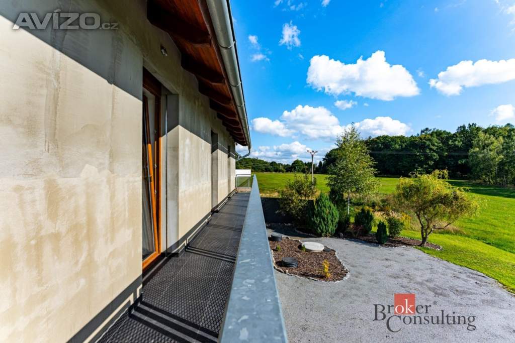 Foto inzerátu Prodej rodinného domu 298 m², Kamenice