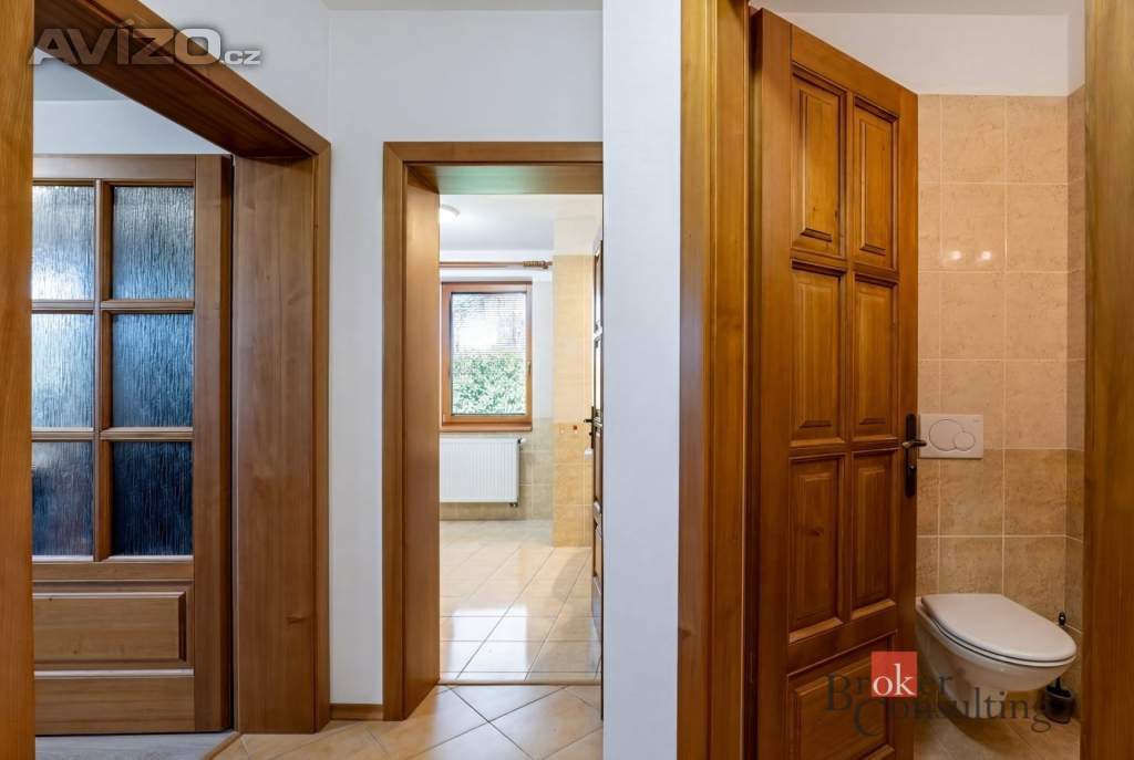 Foto inzerátu Prodej rodinného domu 260 m², Benešov