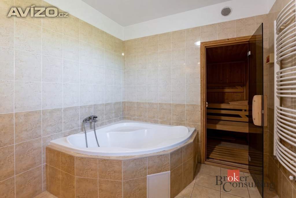 Foto inzerátu Prodej rodinného domu 260 m², Benešov