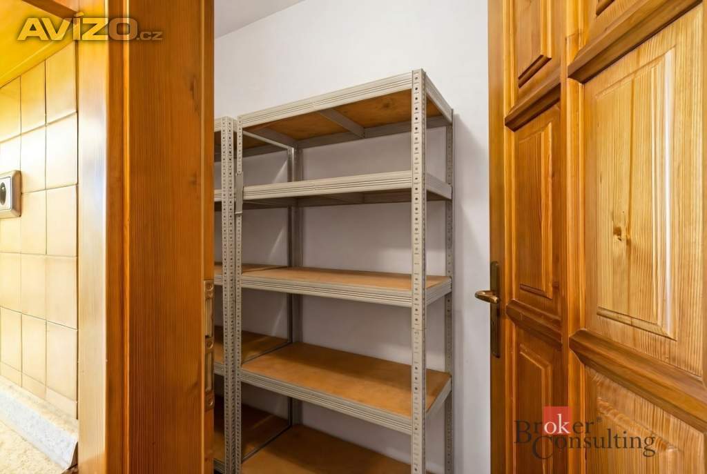 Foto inzerátu Prodej rodinného domu 260 m², Benešov