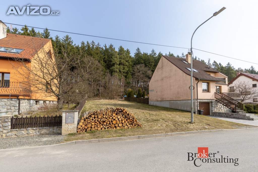 Prodej stavebního pozemku 502 m², Ostrov u Macochy