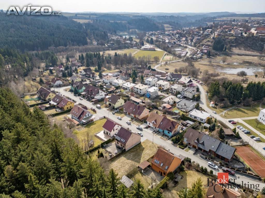 Foto inzerátu Prodej stavebního pozemku 502 m², Ostrov u Macochy