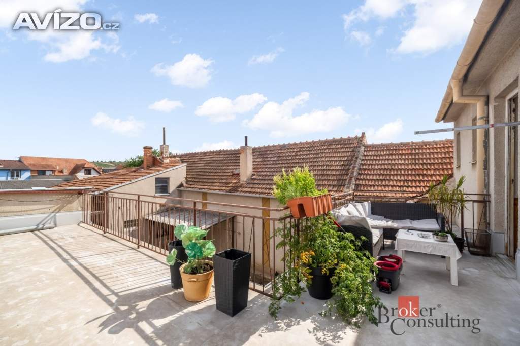 Foto inzerátu Prodej rodinného domu 220 m², Blučina