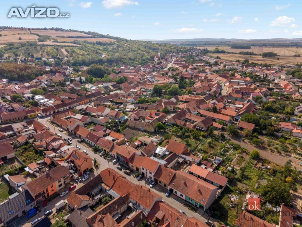 Foto inzerátu Prodej rodinného domu 220 m², Blučina