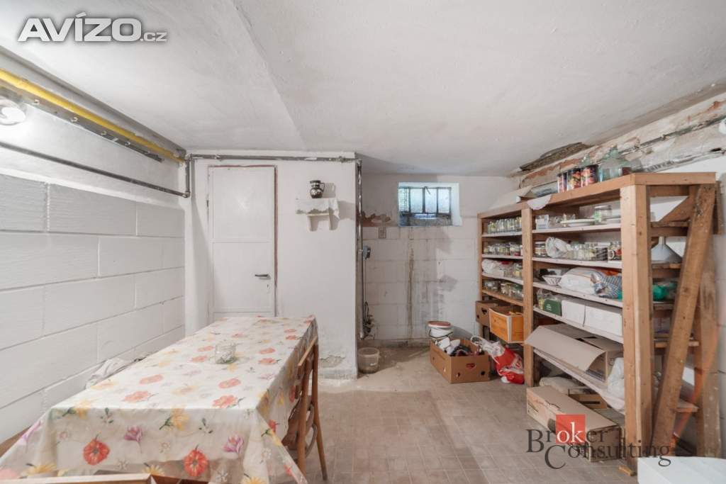 Foto inzerátu Prodej rodinného domu 220 m², Blučina