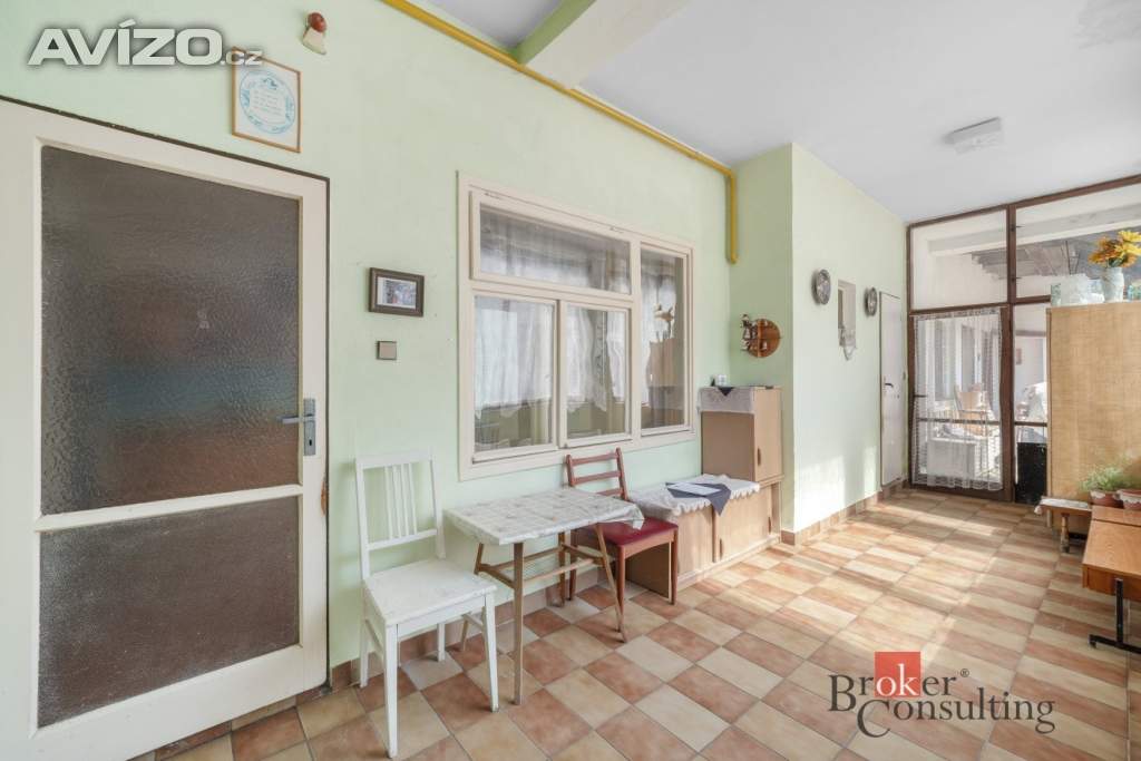 Foto inzerátu Prodej rodinného domu 220 m², Blučina