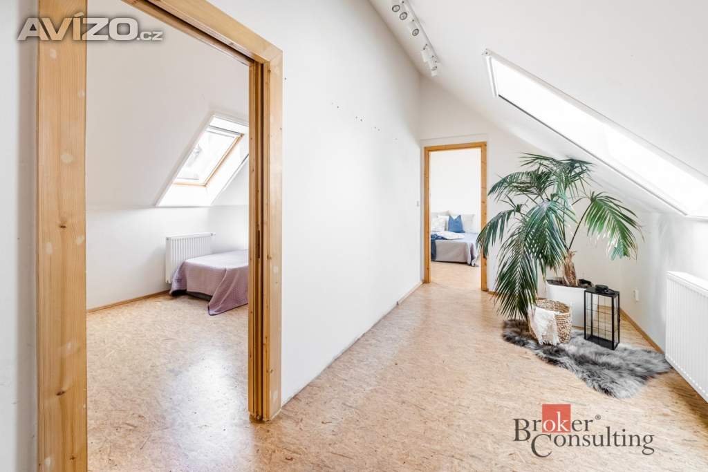 Foto inzerátu Prodej rodinného domu 207 m², Babice